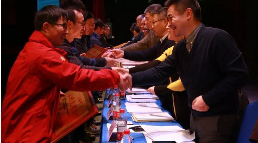 歲末迎春丨滬、浙、閩三地的年會是怎樣的？小f告訴你